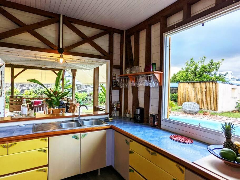 Charmante Villa Creole Climatisee, Jardin Tropical Et Piscine Prives Lamentin Kültér fotó