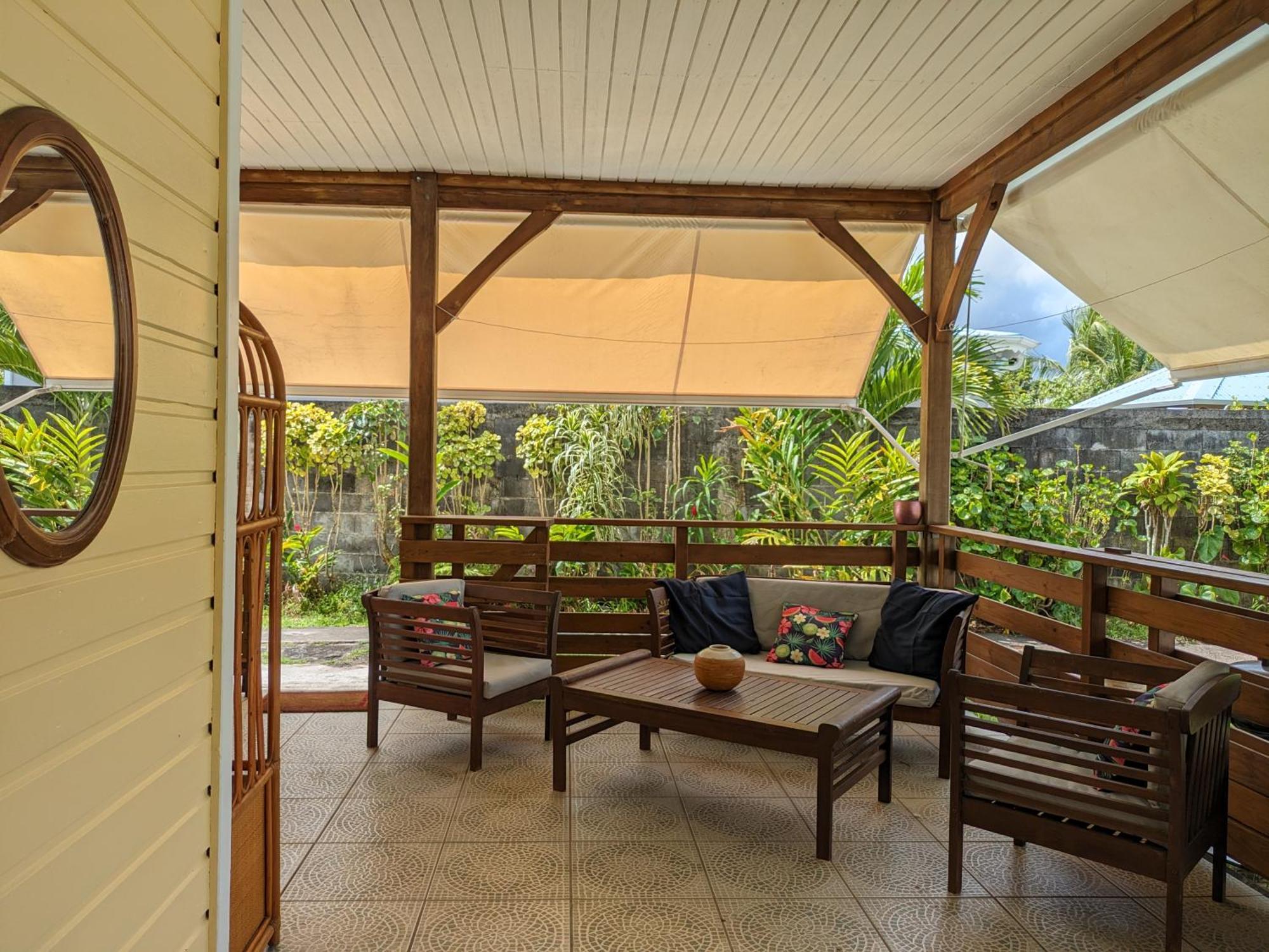 Charmante Villa Creole Climatisee, Jardin Tropical Et Piscine Prives Lamentin Kültér fotó